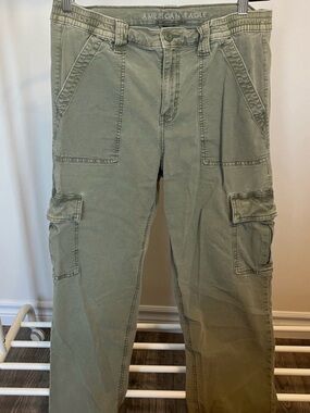 2 for $12- American Eagle Cargo Khakis in Olive Green- Fits Lose Mid Rise